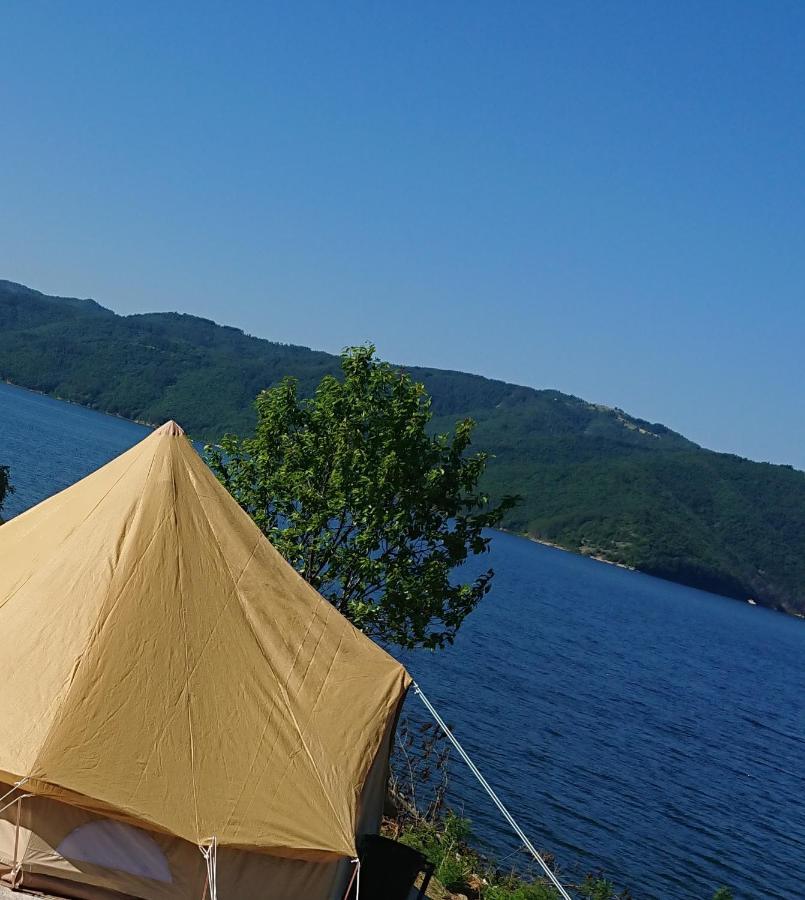 Lakeview Glamping Staro Myasto Luaran gambar